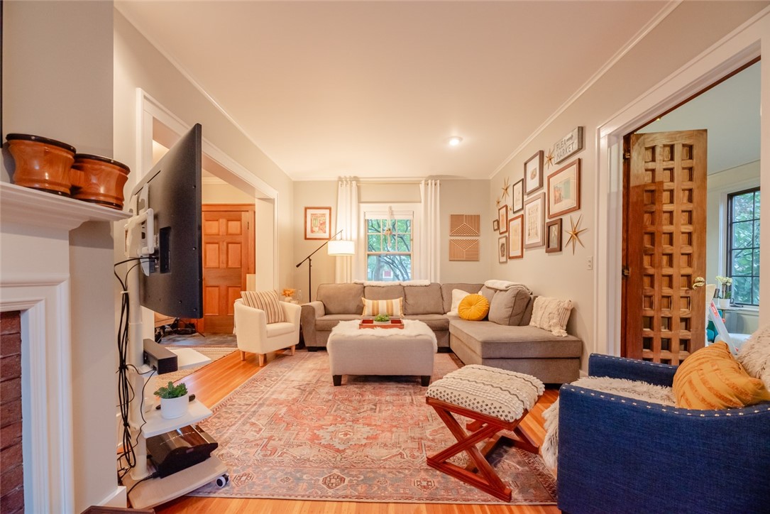 33 Castlebar Road Rochester, NY 14610 - Photo 8 of 50