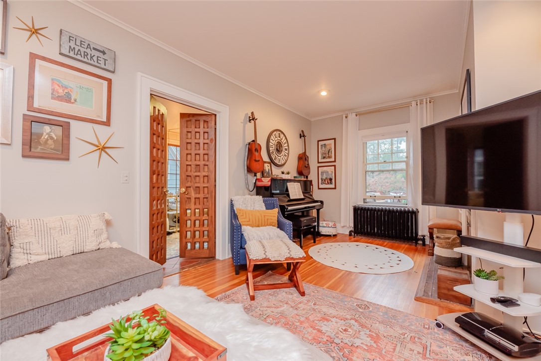 33 Castlebar Road Rochester, NY 14610 - Photo 10 of 50