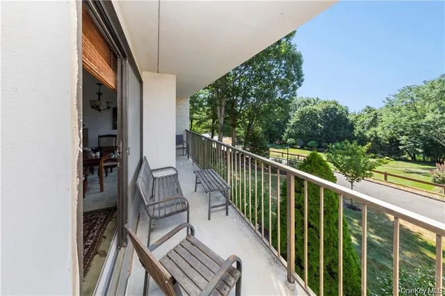 $165,000 | 150 Overlook Avenue, Unit 1S, Peekskill, NY 10566