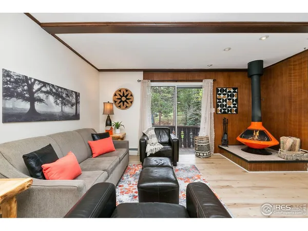 a view of a backyard and trees