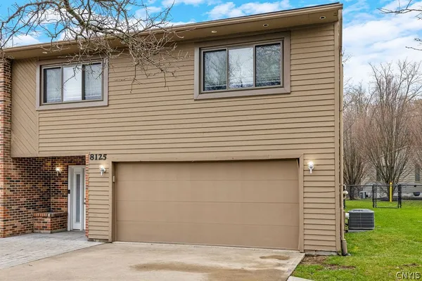 $370,000 | 8125 Verbeck Drive, Manlius, NY 13104