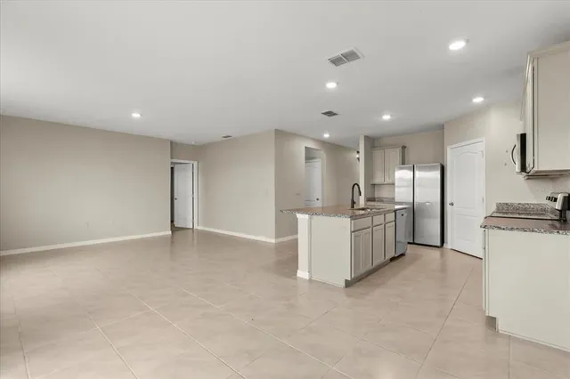 $2,899 | 5246 Mahogany Drive, Mount Dora, FL 32757