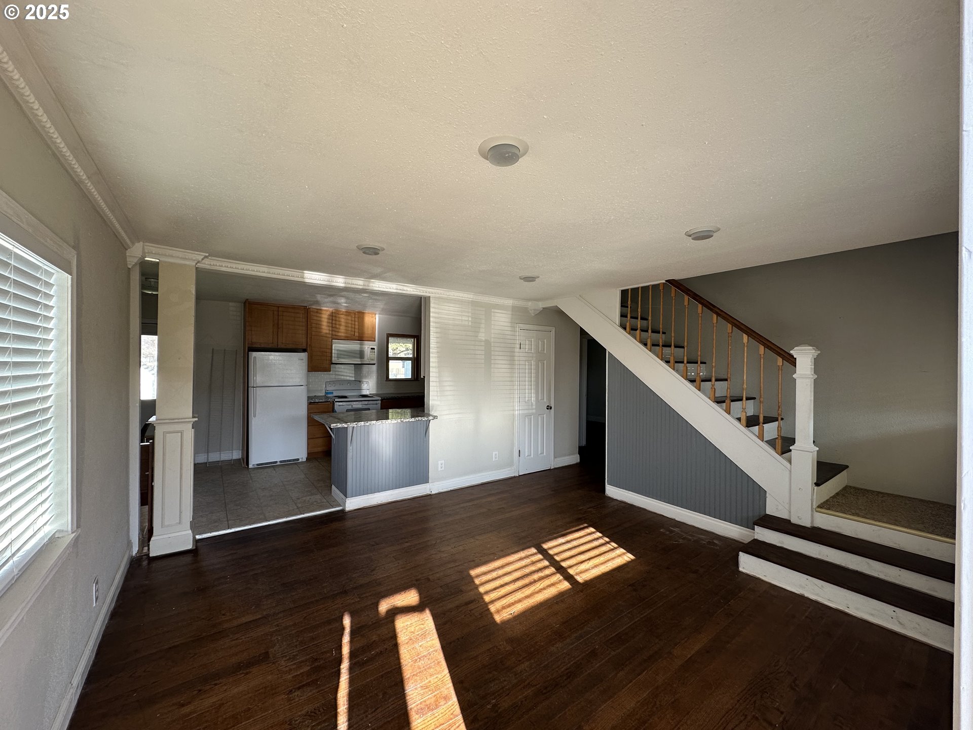 3124 Florida Street Longview, WA 98632 - Photo 4 of 30 Gallery Image 4