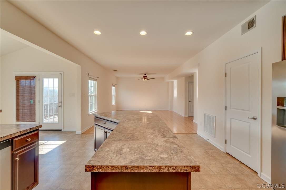 7559 Rolling Hill Road Hopewell, VA 23860 - Photo 17 of 39 Gallery Image 17