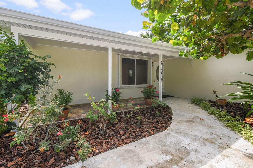 1507 Kingsley Road Tequesta, FL 33469 - Photo 1 of 67 1507KingsleyRoad_04