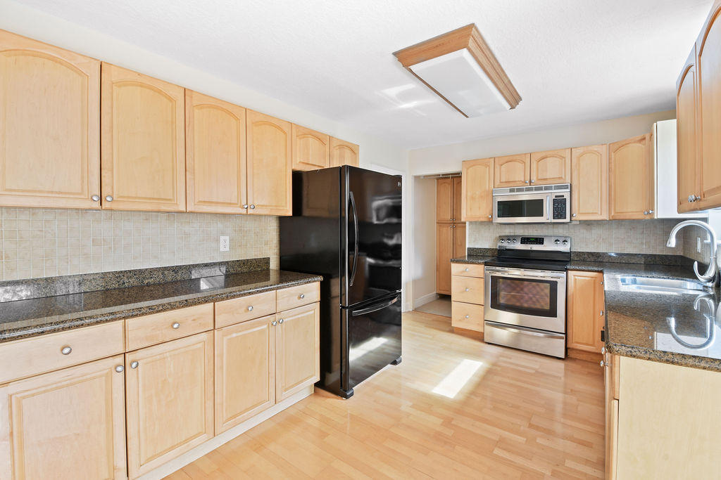 1507 Kingsley Road Tequesta, FL 33469 - Photo 14 of 67 1507KingsleyRoad_16