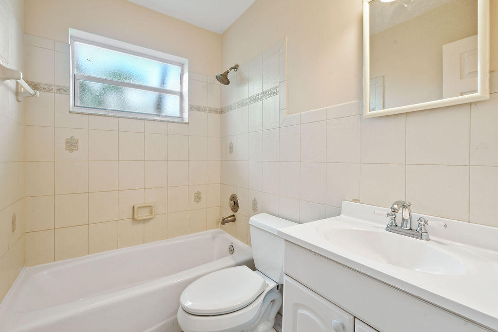 1507 Kingsley Road Tequesta, FL 33469 - Photo 29 of 67 1507KingsleyRoad_29