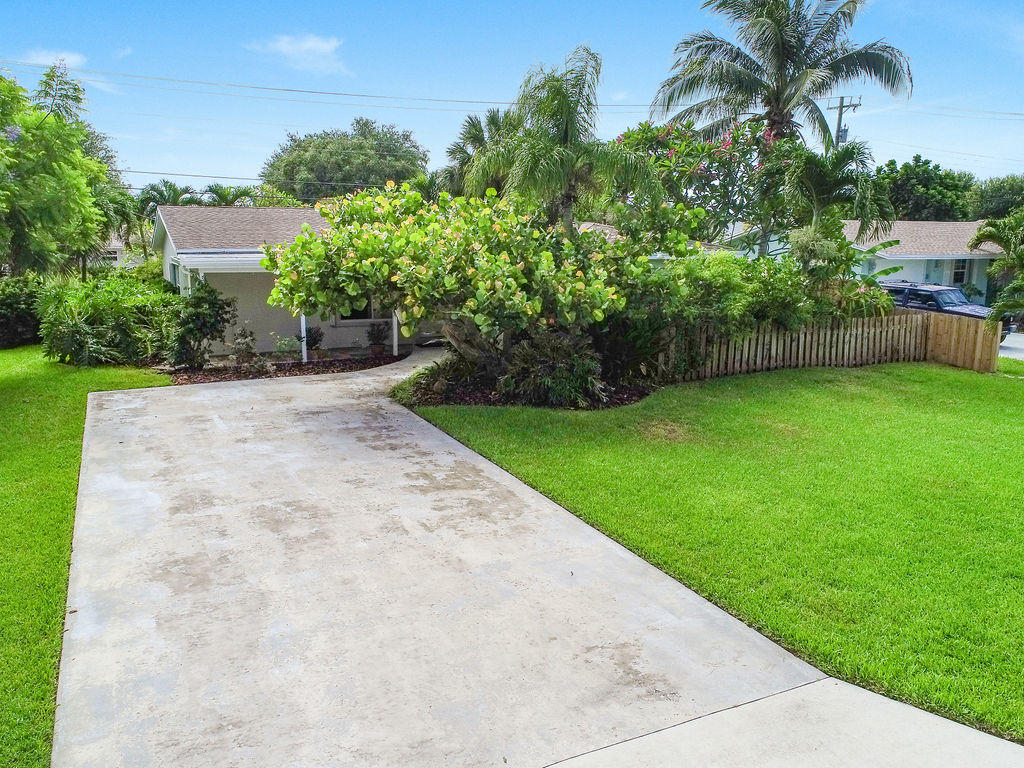 1507 Kingsley Road Tequesta, FL 33469 - Photo 46 of 67 1507KingsleyRoadAerial(1)
