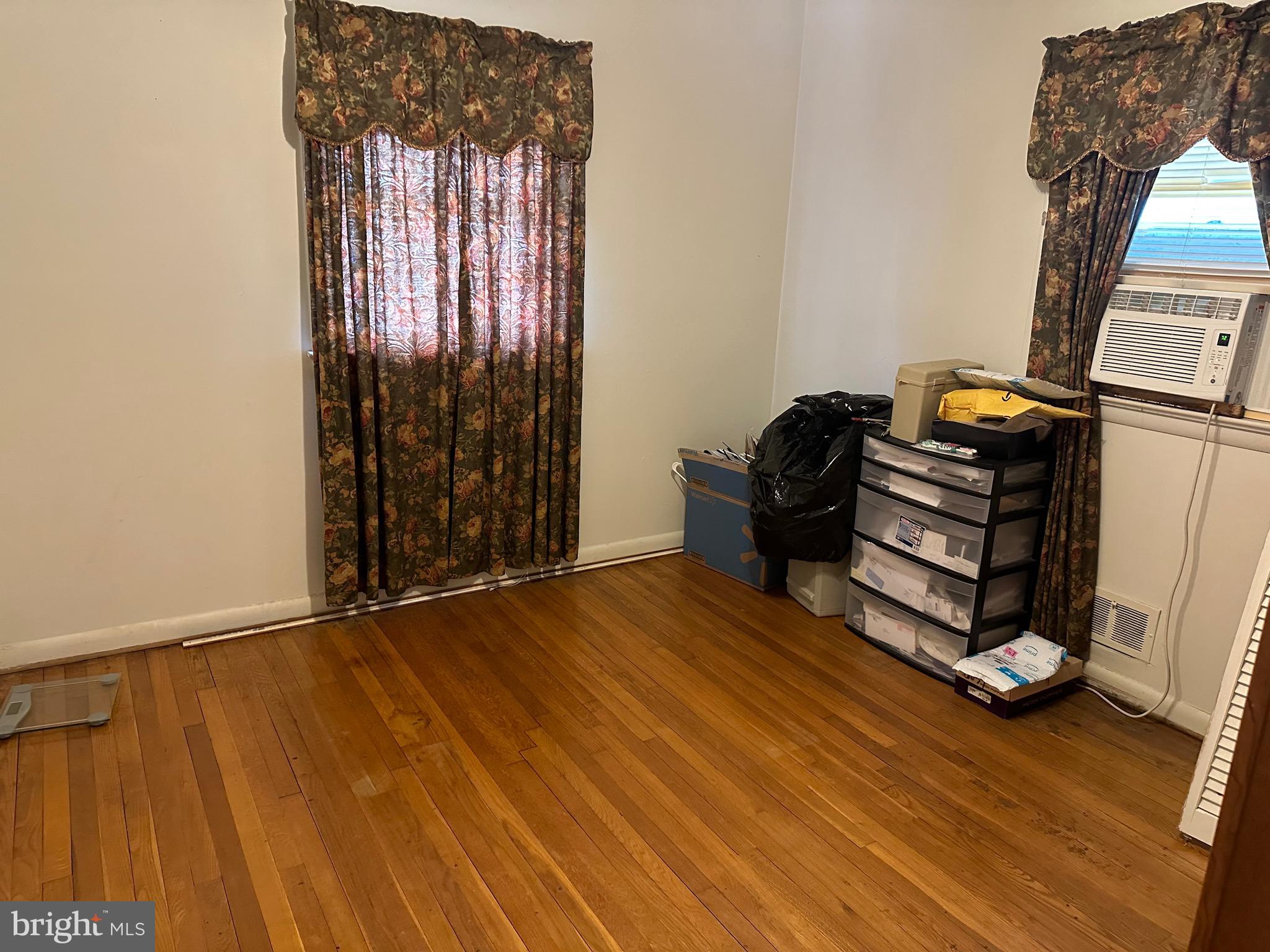 5608 Odell Road Beltsville, MD 20705 - Photo 12 of 16 Bedroom 3