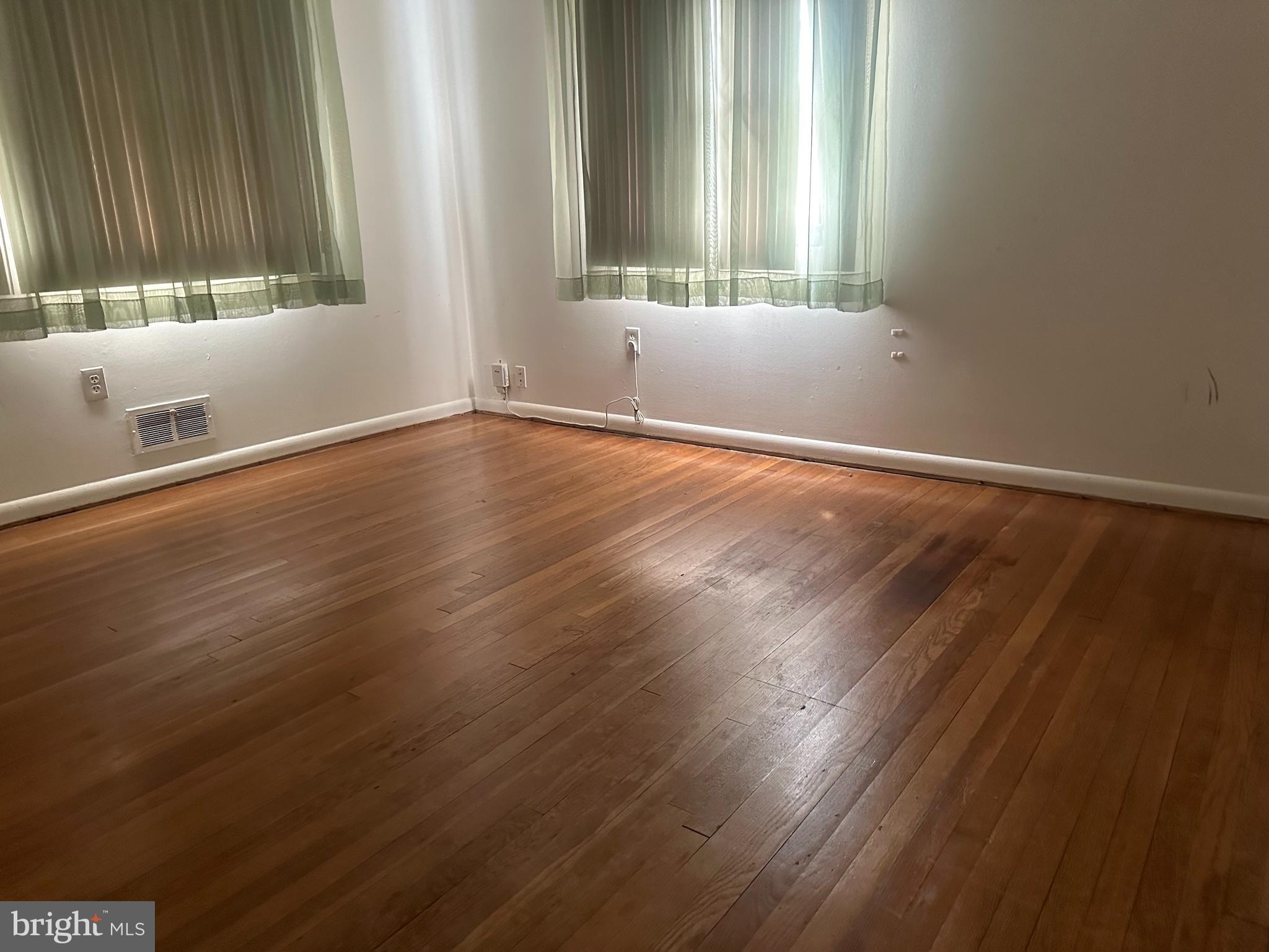 5608 Odell Road Beltsville, MD 20705 - Photo 9 of 16 Bedroom 1