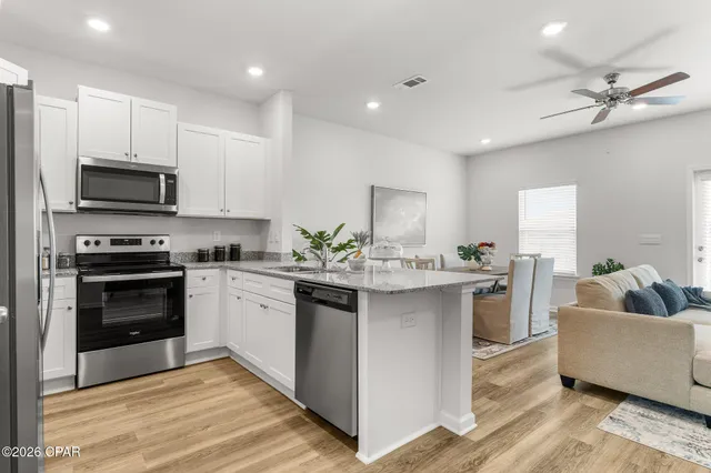 $1,900 | 1724 Jakes Drive, Panama City, FL 32405