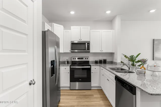 $1,900 | 1724 Jakes Drive, Panama City, FL 32405