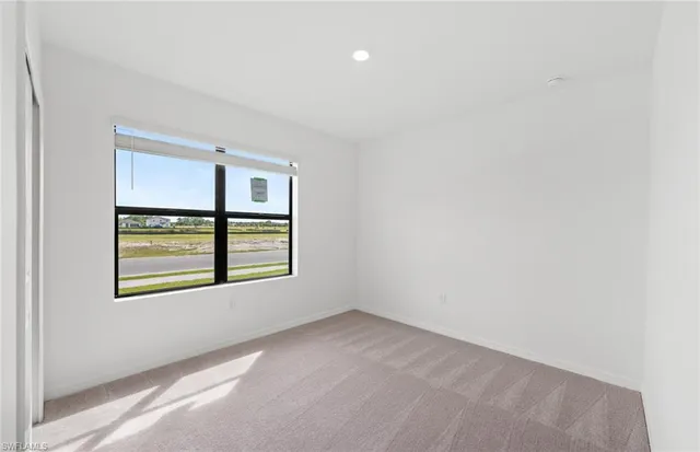 $279,990 | 286 Silent Lk Drive, Lehigh Acres, FL 33974