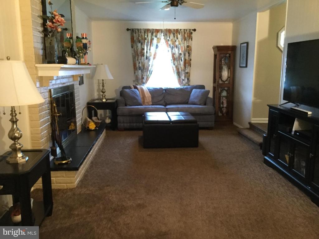 210 McIntosh Road Cherry Hill, NJ 08003 - Photo 6 of 12