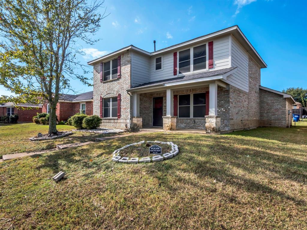 2917 Mayfair Lane Lancaster, TX 75134 - Photo 8 of 36