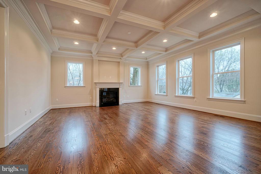 1930 Griffith Road Falls Church, VA 22043 - Photo 13 of 30 Family Room