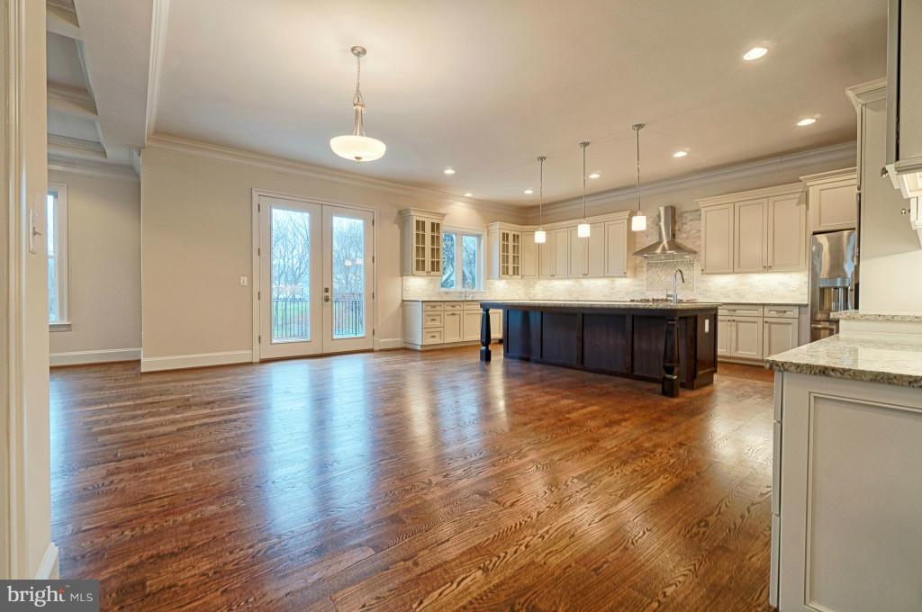 1930 Griffith Road Falls Church, VA 22043 - Photo 9 of 30 Kitchen