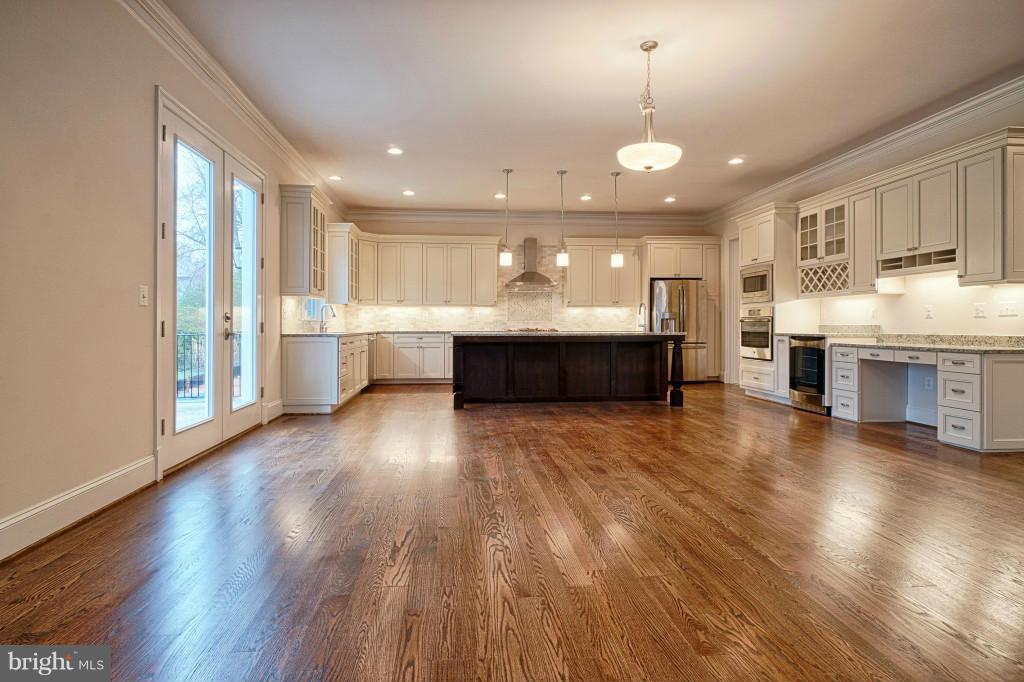 1930 Griffith Road Falls Church, VA 22043 - Photo 10 of 30 Family Room