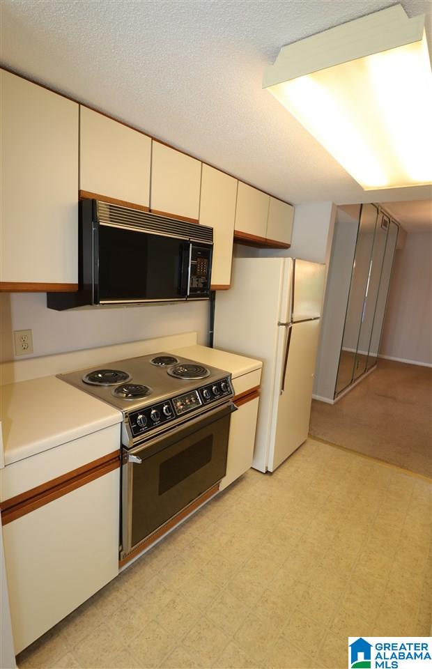 112 Paradise Isle, Unit 112 Riverside, AL 35135 - Photo 14 of 37