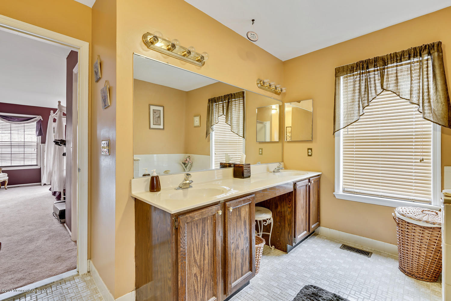 18 Sweet Gum Road Howell, NJ 07731 - Photo 34 of 45 18 Sweet Gum Rd Howell NJ-large-047-37-B