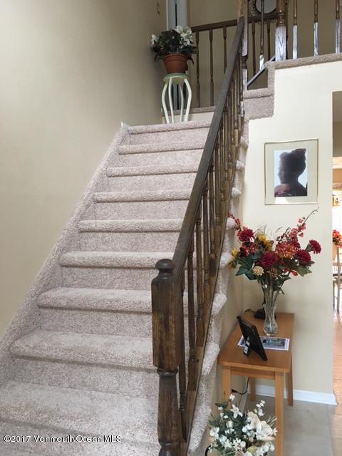 18 Sweet Gum Road Howell, NJ 07731 - Photo 4 of 45 IMG_0522