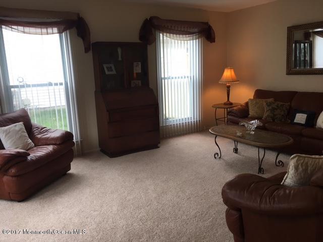 18 Sweet Gum Road Howell, NJ 07731 - Photo 6 of 45 IMG_0517