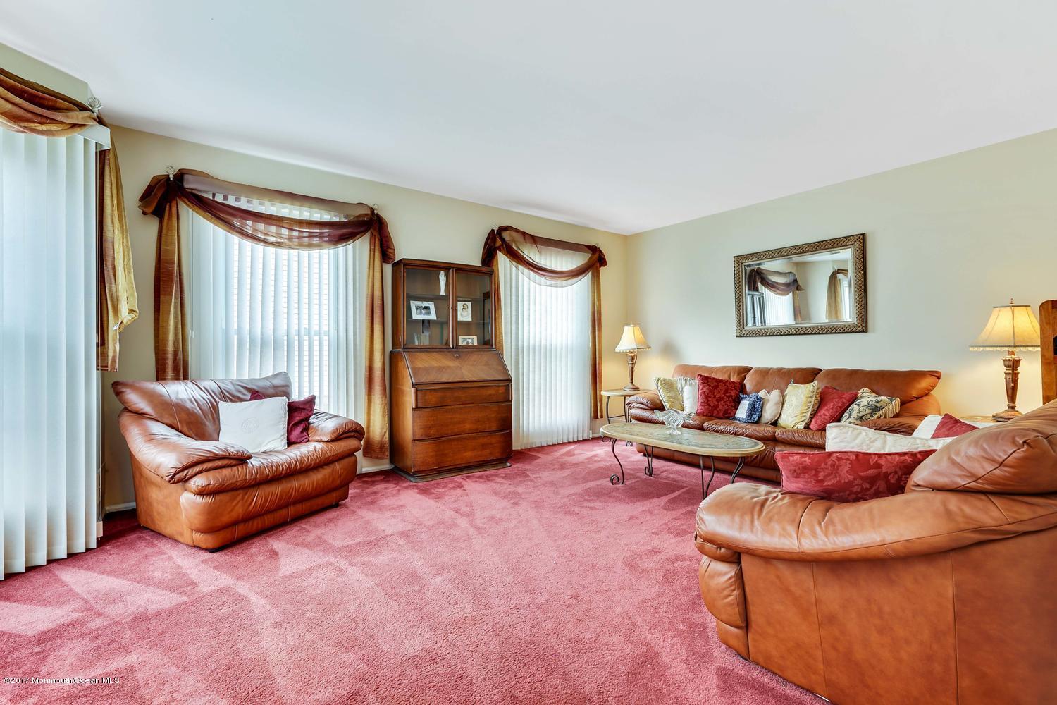 18 Sweet Gum Road Howell, NJ 07731 - Photo 10 of 45 18 Sweet Gum Rd Howell NJ-large-014-14-L