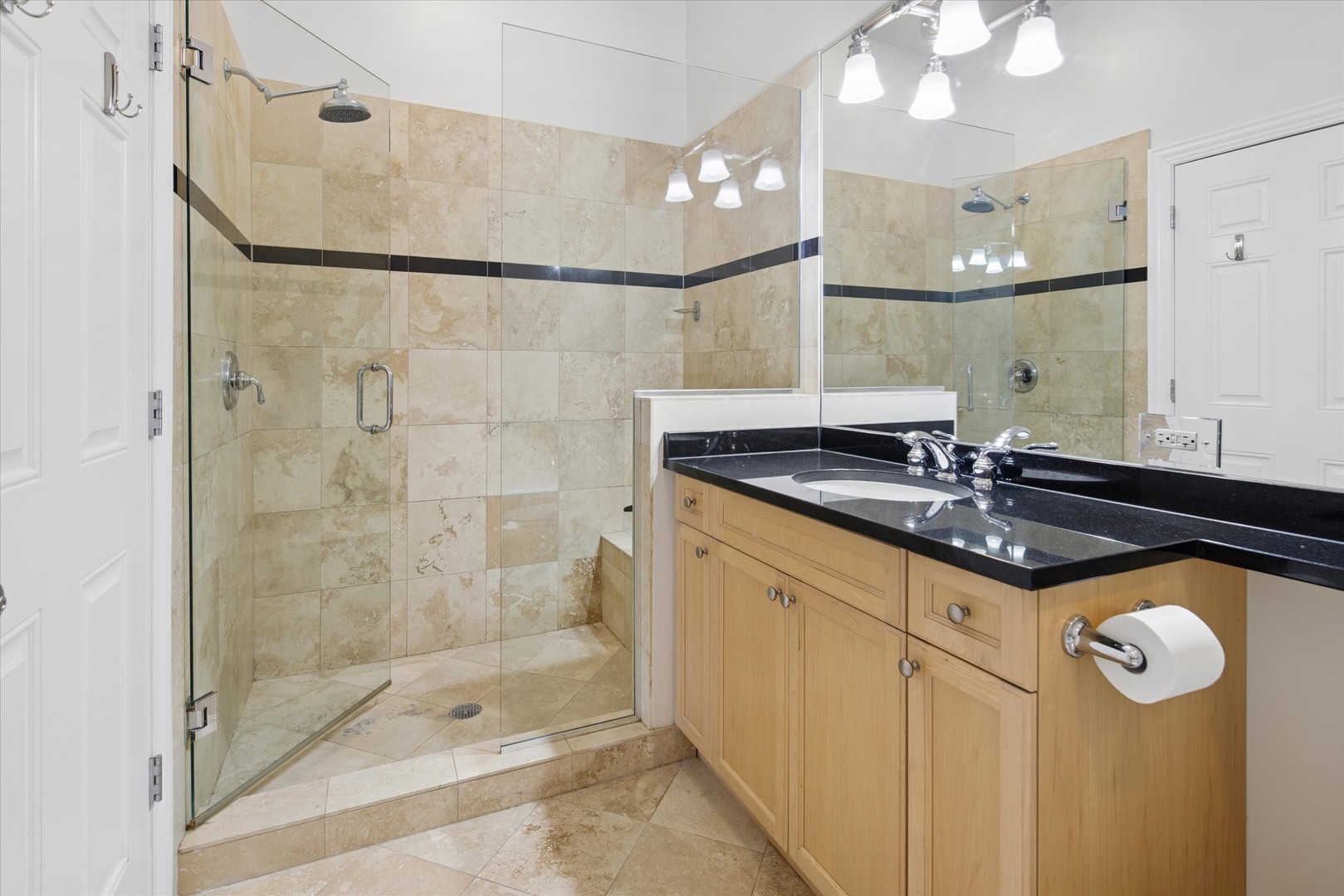 1908 West Irving Park Road, Unit 402 Chicago, IL 60613 - Photo 12 of 24