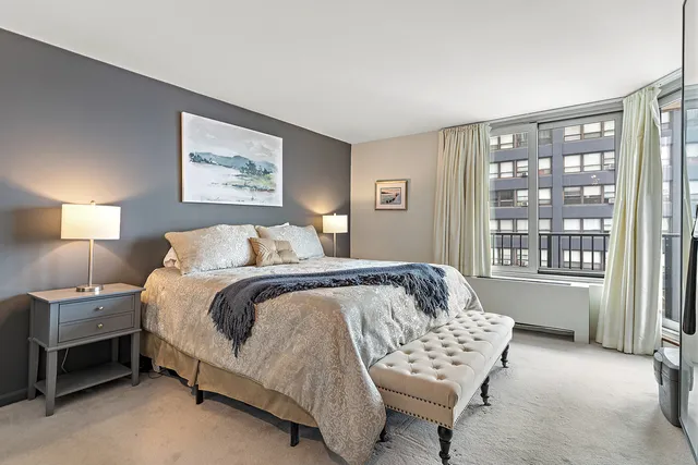 $575,000 | 4170 North Marine Drive, Unit 6B, Chicago, IL 60613