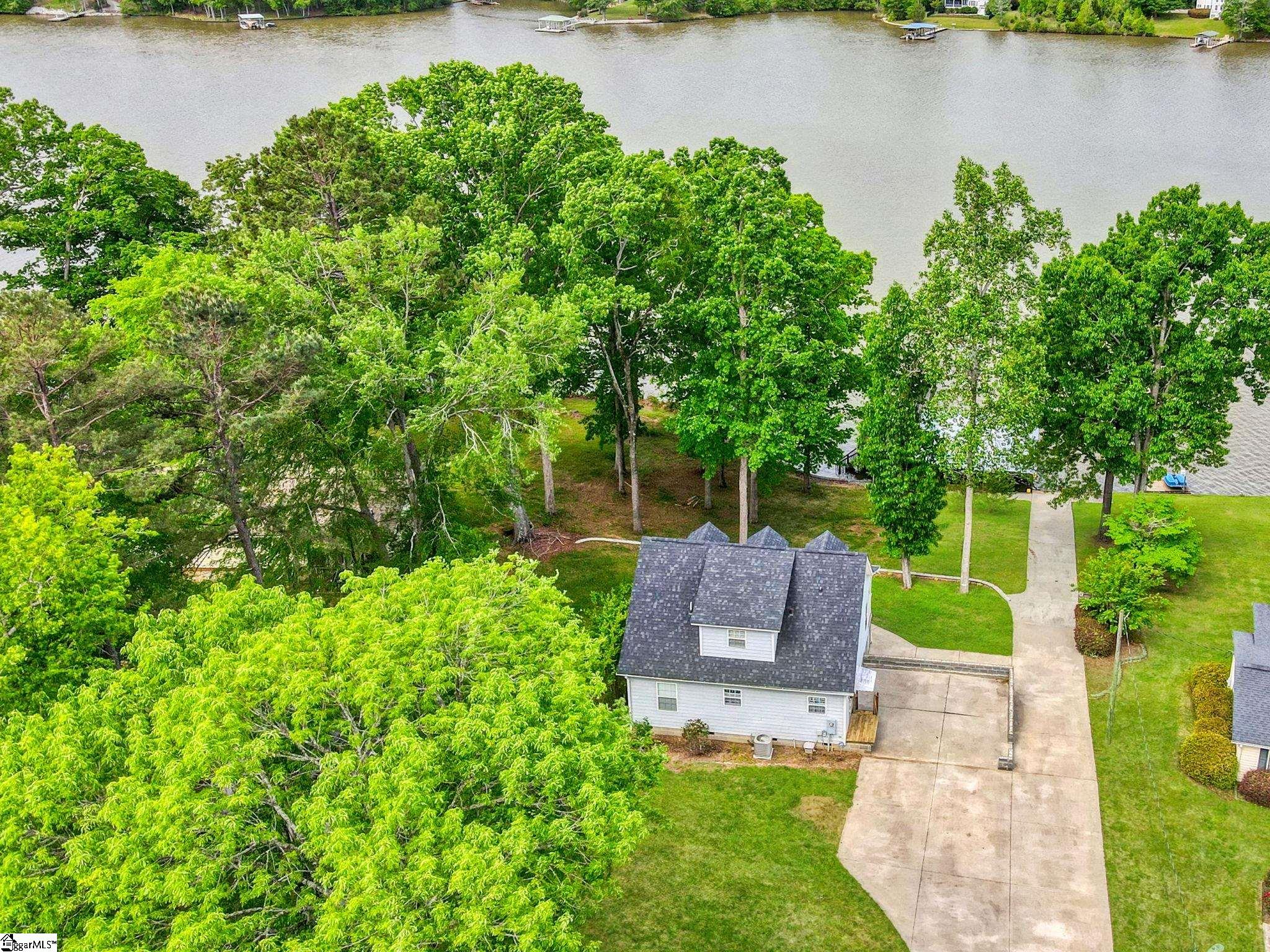 568 Pemberton Street Waterloo, SC 29384 - Photo 1 of 32 Gallery Image 1