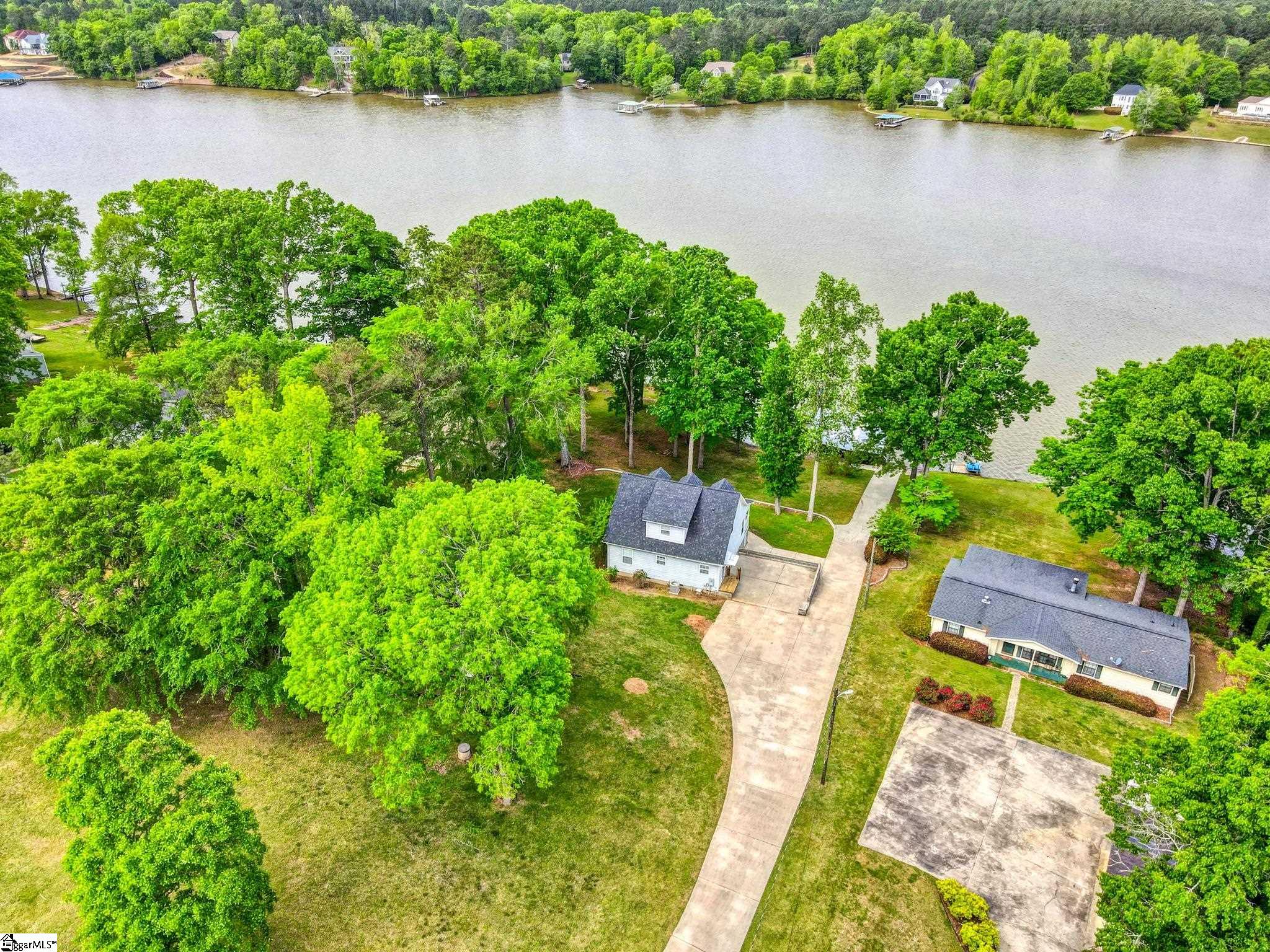 568 Pemberton Street Waterloo, SC 29384 - Photo 2 of 32 Gallery Image 2