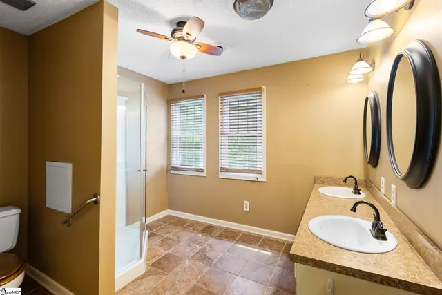 $319,000 | 229 Creekfield Road, Clinton, SC 29325