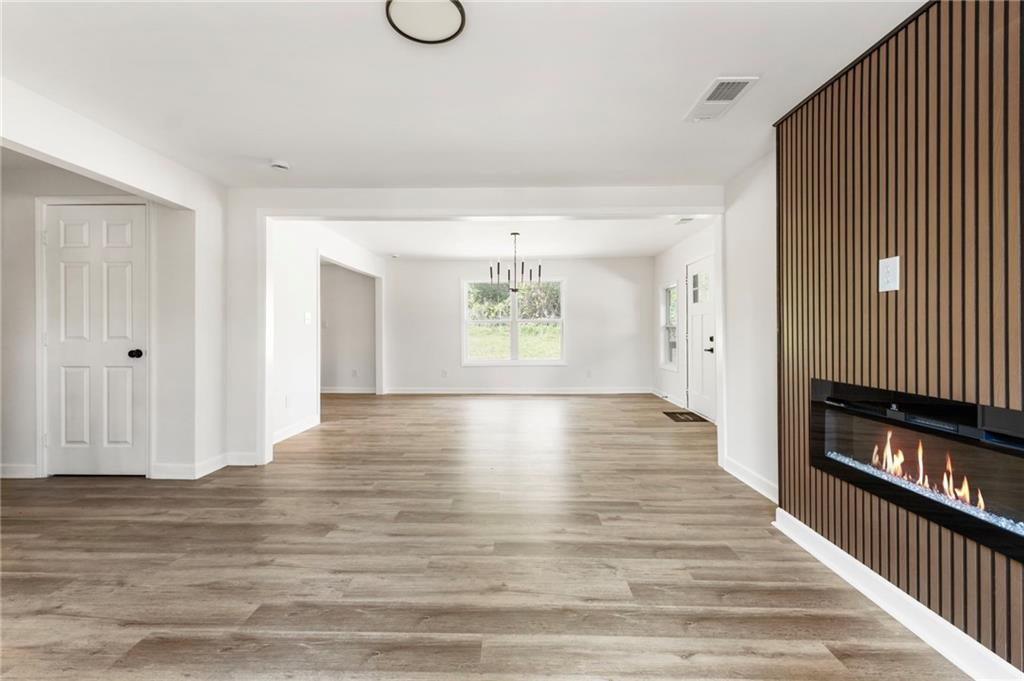 8859 Thomas Road Jonesboro, GA 30238 - Photo 13 of 49