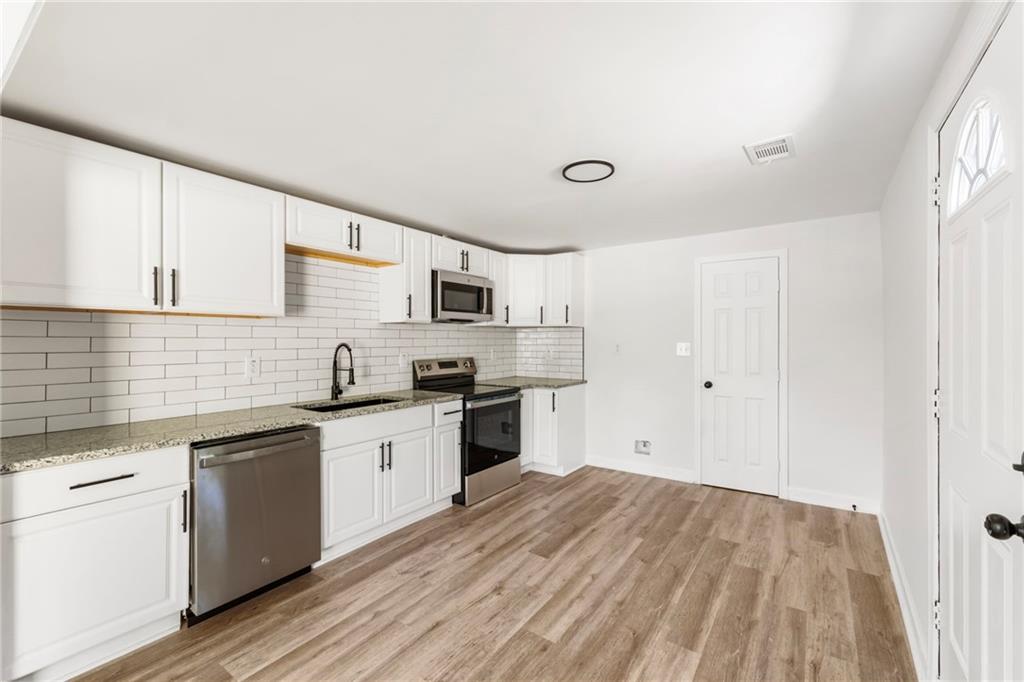 8859 Thomas Road Jonesboro, GA 30238 - Photo 16 of 49