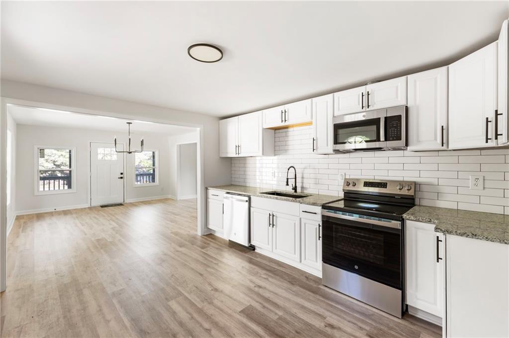 8859 Thomas Road Jonesboro, GA 30238 - Photo 17 of 49