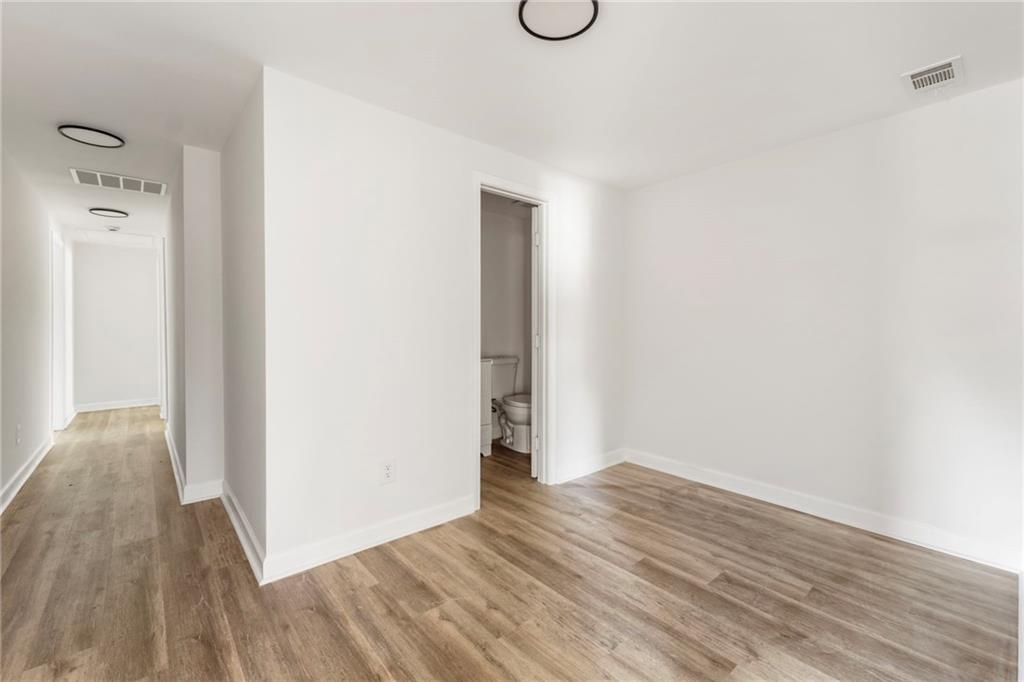 8859 Thomas Road Jonesboro, GA 30238 - Photo 31 of 49