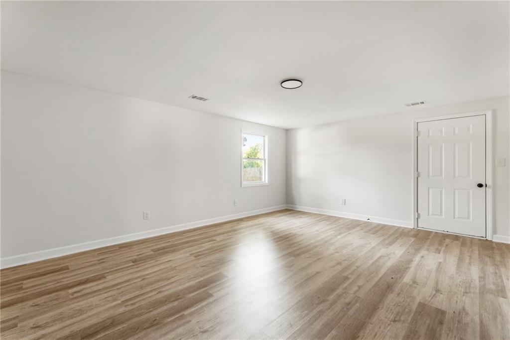 8859 Thomas Road Jonesboro, GA 30238 - Photo 37 of 49