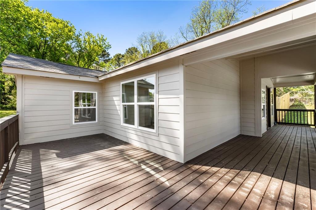 8859 Thomas Road Jonesboro, GA 30238 - Photo 4 of 49