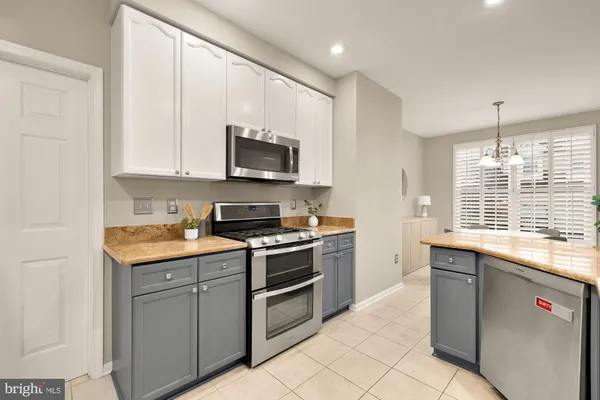 $924,900 | 6357 Alderman Drive, Alexandria, VA 22315