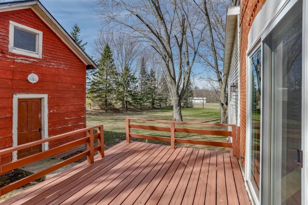 237490 Allen Street Athens, WI 54411 - Photo 33 of 39