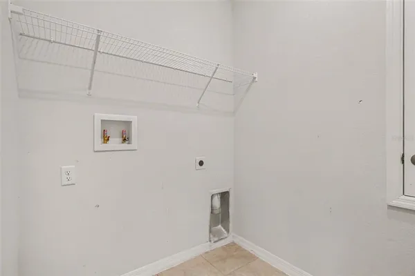 a view of small space with empty racks