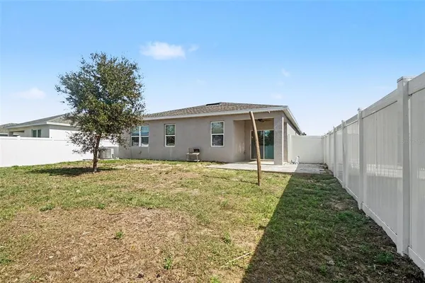 a front view of house with yard