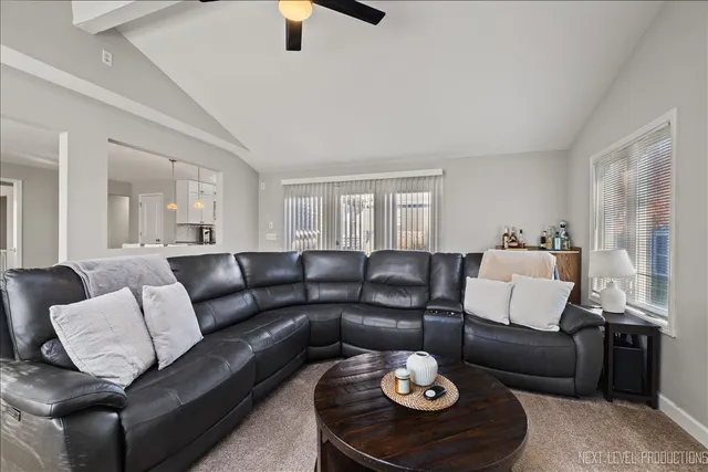 $400,000 | 865 North Fordham Avenue, Aurora, IL 60506