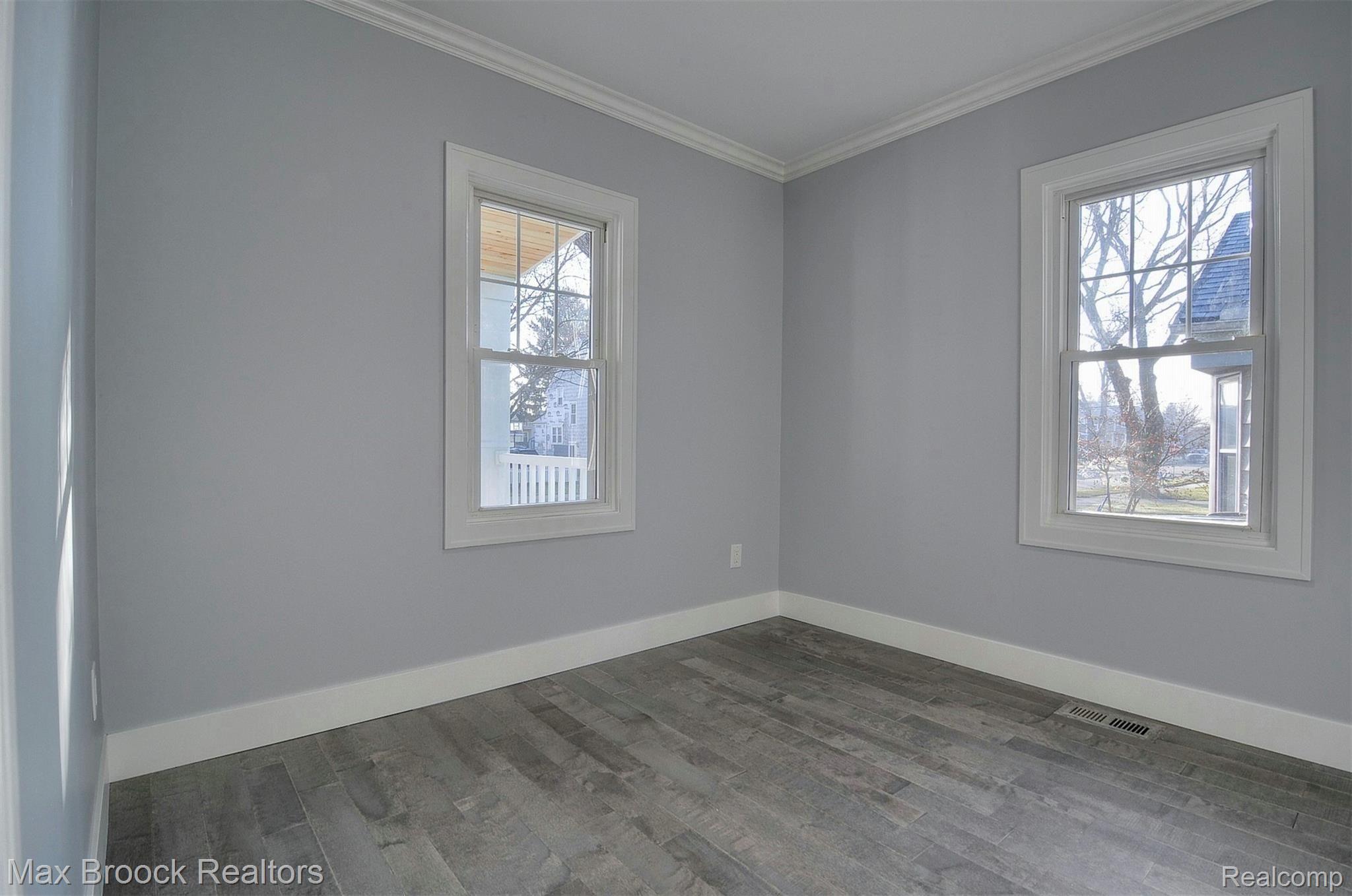 3259 Cumberland Road Berkley, MI 48072 - Photo 15 of 30 2nd-Bedroom.jpg