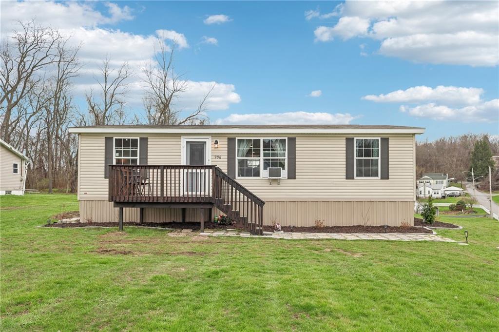 996 Monaca Road Monaca, PA 15061 - Photo 2 of 33