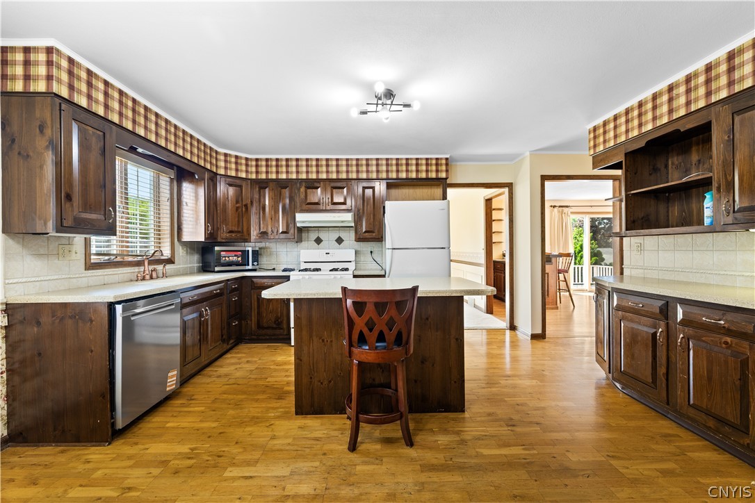 2002 Tamarack Street Rome, NY 13440 - Photo 4 of 42 Kitchen