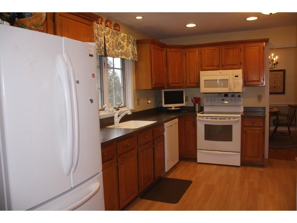 11 Rachel Drive Rutland, VT 05701 - Photo 10 of 22