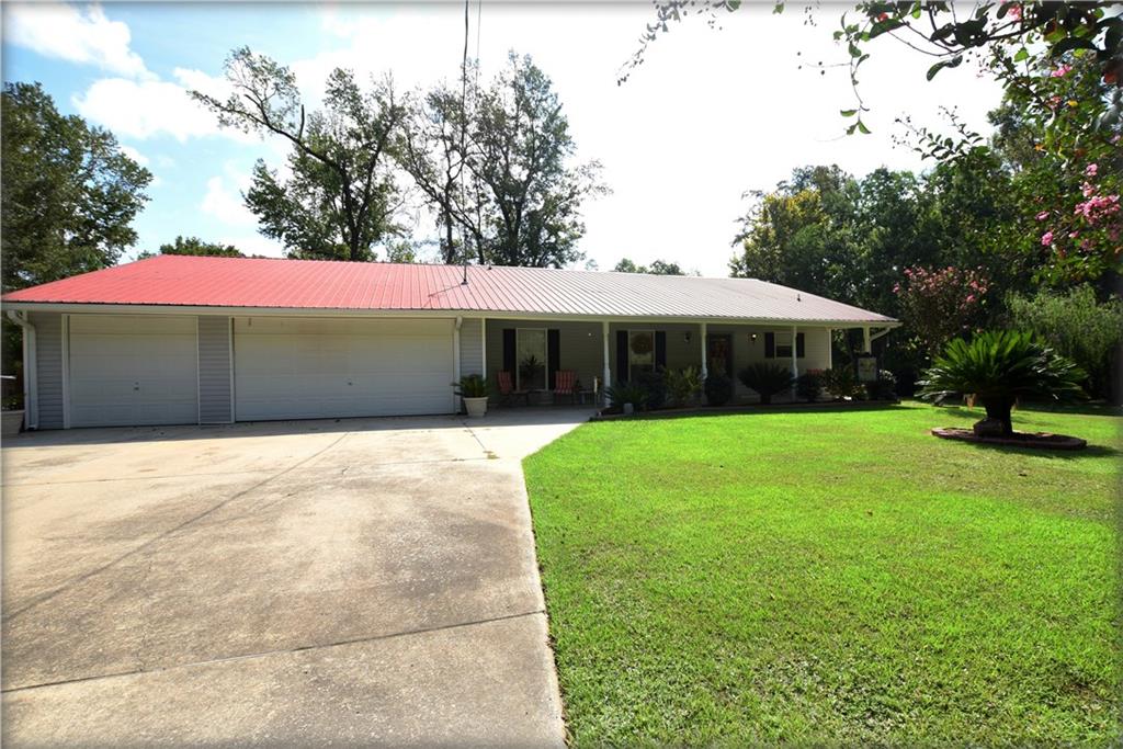15 Oak Point Road Picayune, MS 39466 - Photo 3 of 23 Gallery Image 3