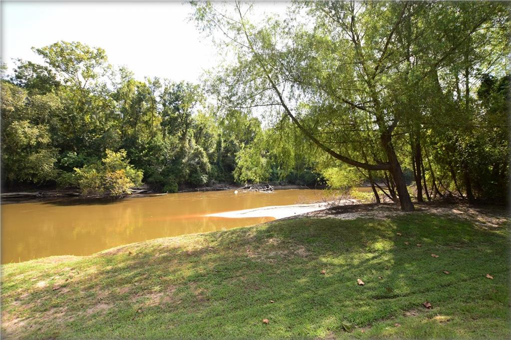 15 Oak Point Road Picayune, MS 39466 - Photo 5 of 23 Gallery Image 5