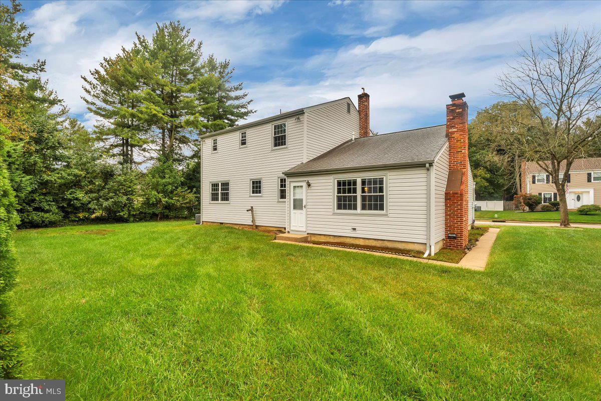 35 Euston Road West Marlton, NJ 08053 - Photo 4 of 30